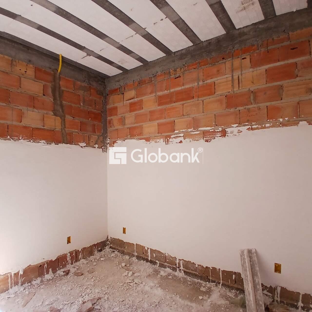 Casa 2 quartos à venda Residencial Golden Village 52,23m² Montes Claros MG: 