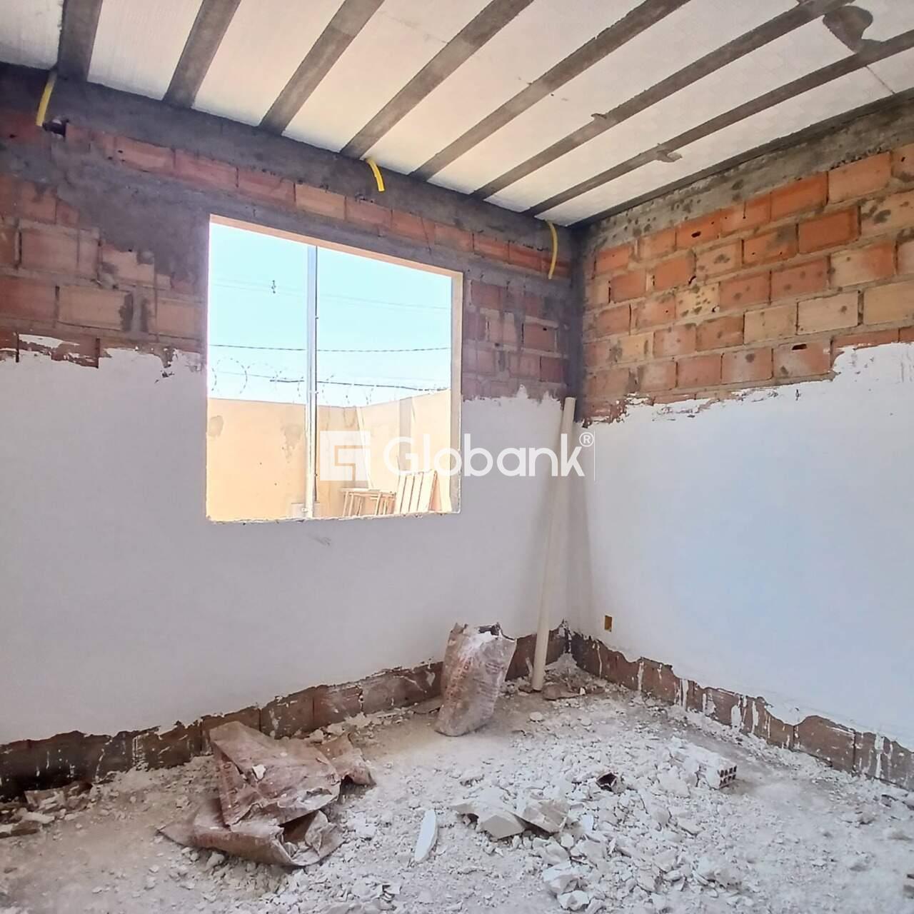 Casa 2 quartos à venda Residencial Golden Village 52,23m² Montes Claros MG: 