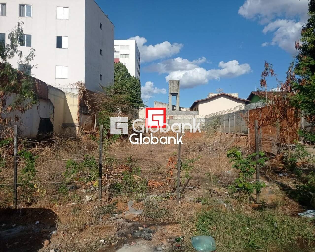 Terreno à venda Centro 0m² Montes Claros MG: | Foto_migracao | 1