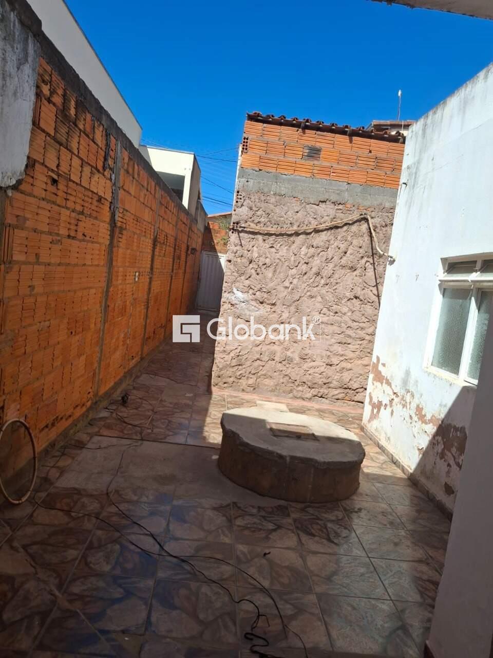 Casa 2 quartos à venda Vila Ipiranga 0m² Montes Claros MG: 