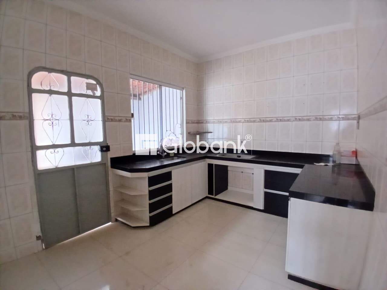 Casa 4 quartos à venda Esplanada 110m² Montes Claros MG: Cozinha