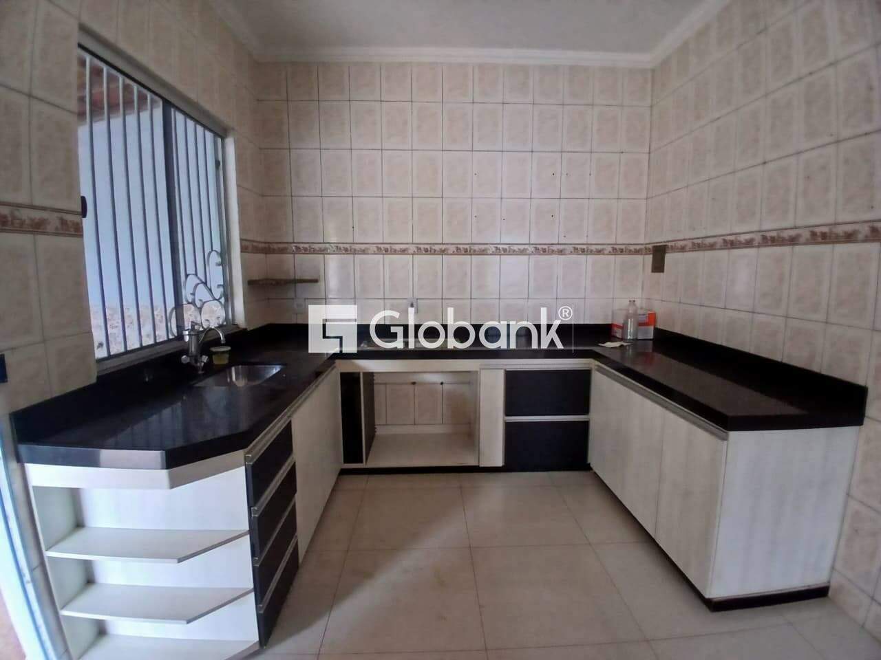 Casa 4 quartos à venda Esplanada 110m² Montes Claros MG: Cozinha