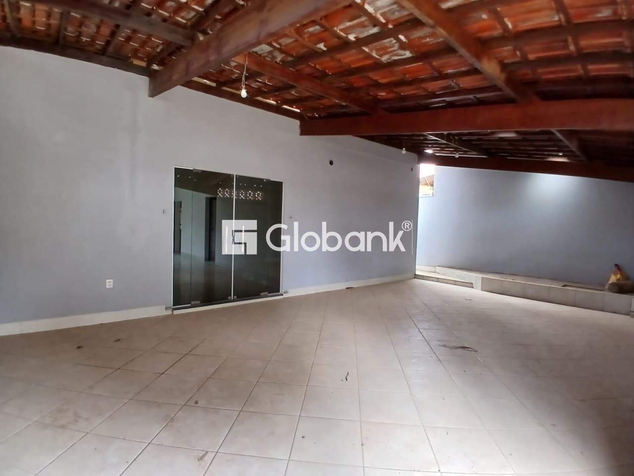 Casa 4 quartos à venda Esplanada 110m² Montes Claros MG: Garagem