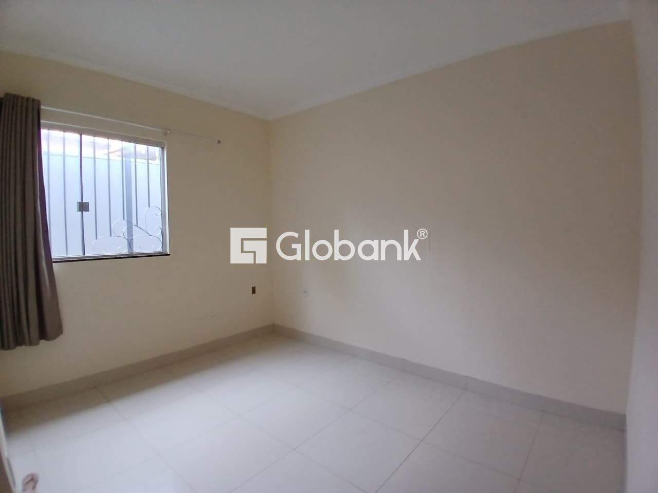 Casa 4 quartos à venda Esplanada 110m² Montes Claros MG: Suite