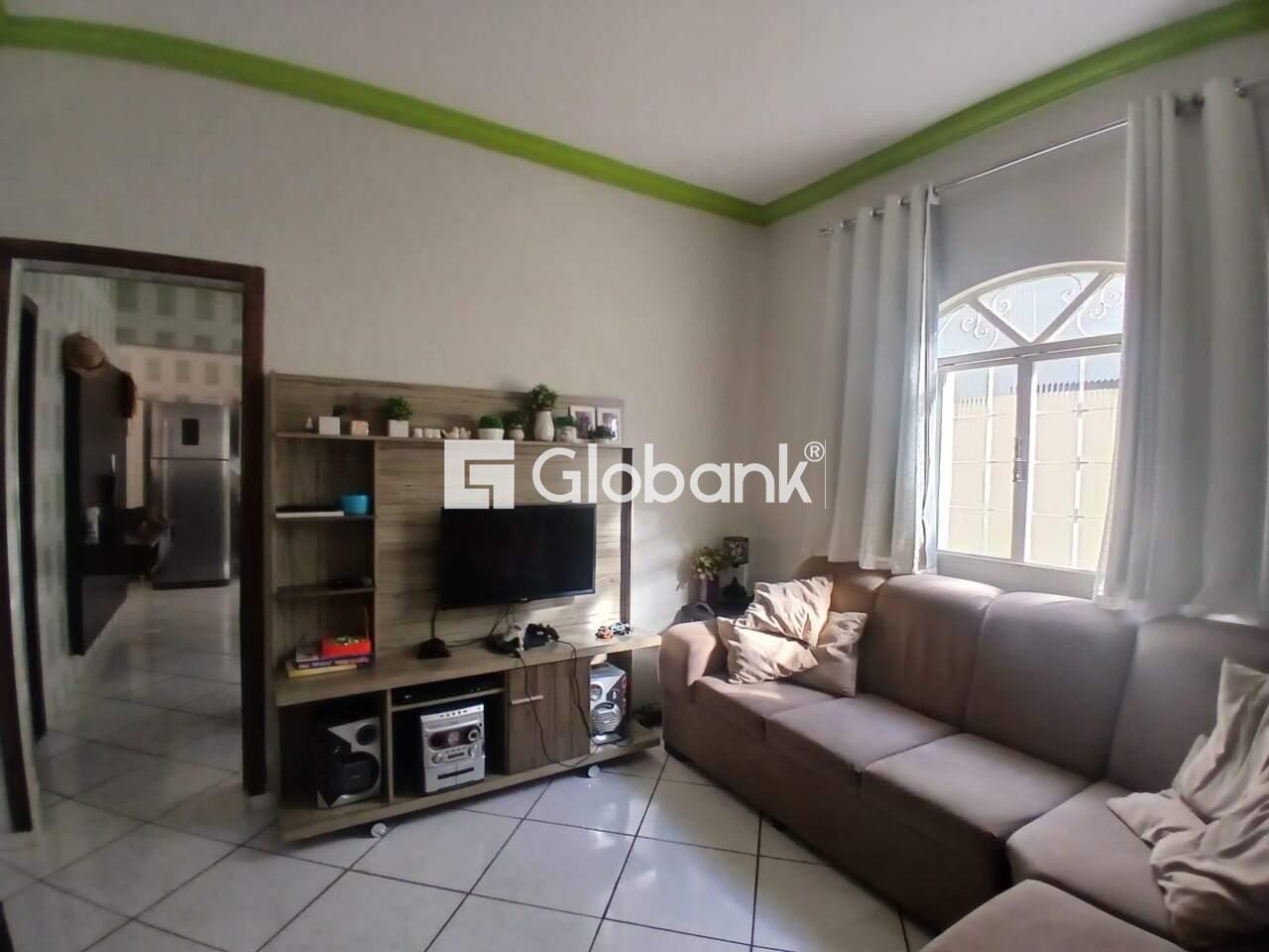 Casa 3 quartos à venda Major Prates 150m² Montes Claros MG: 