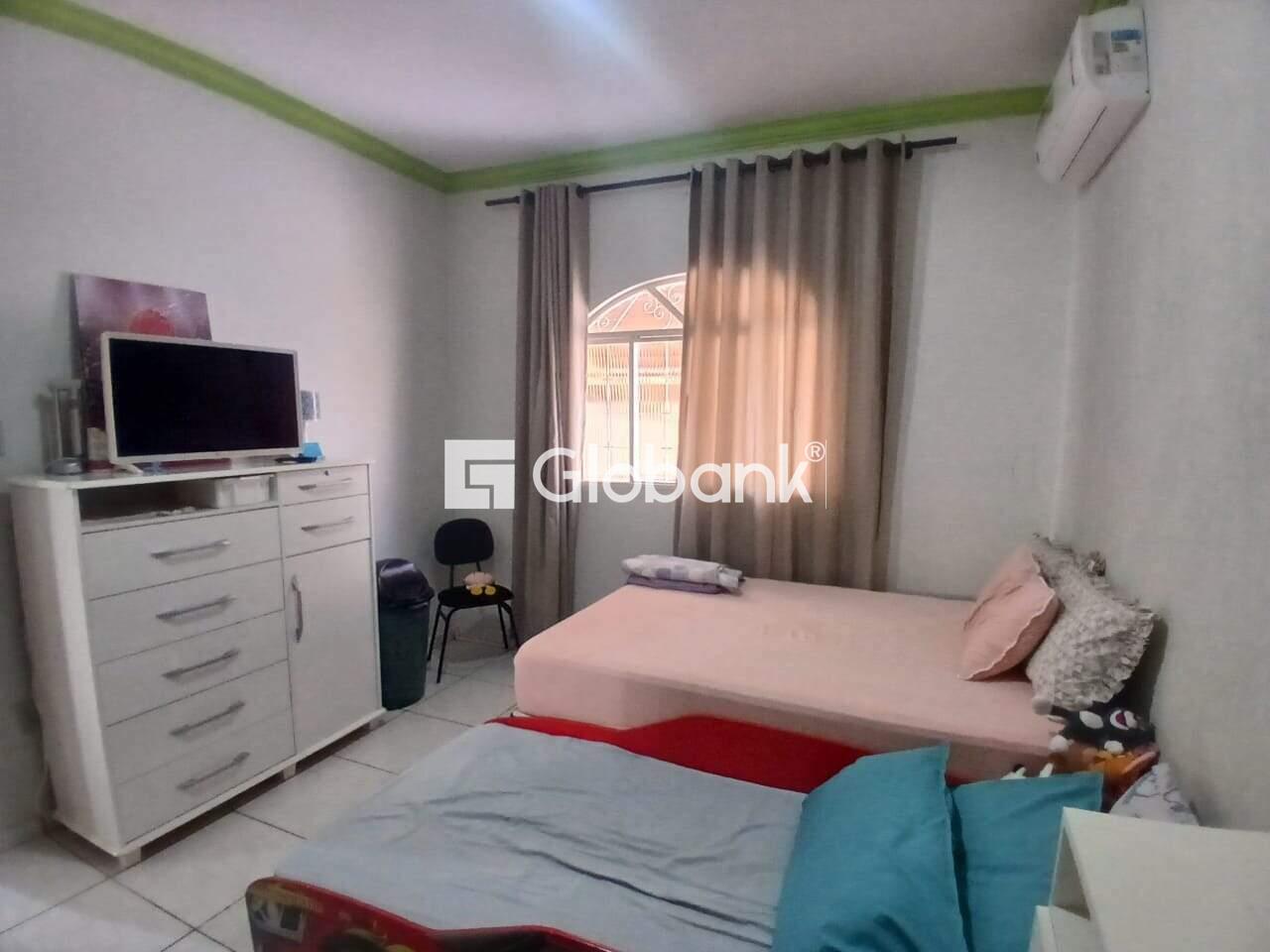 Casa 3 quartos à venda Major Prates 150m² Montes Claros MG: 