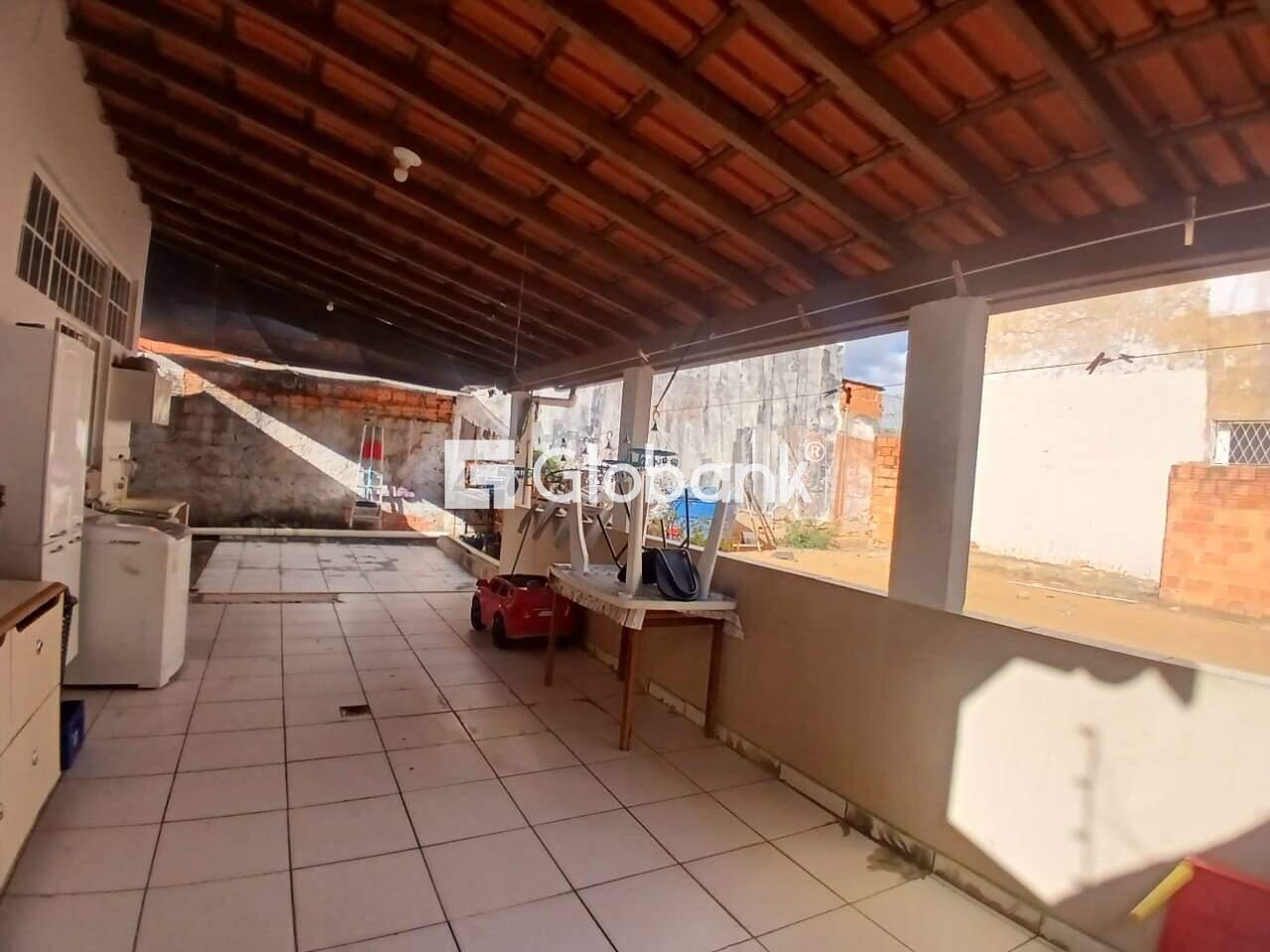 Casa 3 quartos à venda Major Prates 150m² Montes Claros MG: 