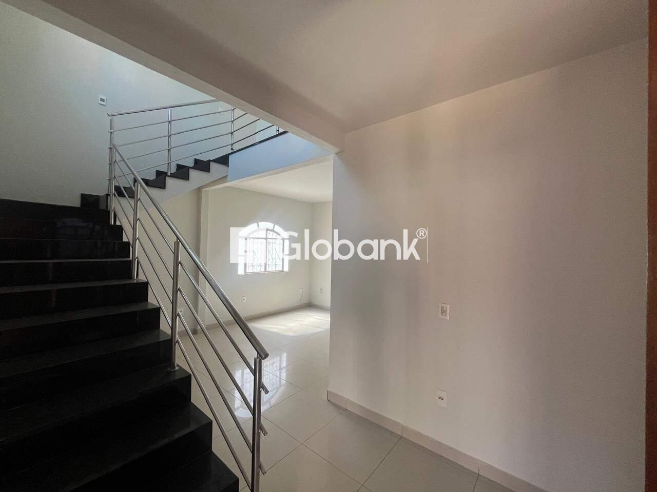 Casa 4 quartos à venda Maracanã 240m² Montes Claros MG: 