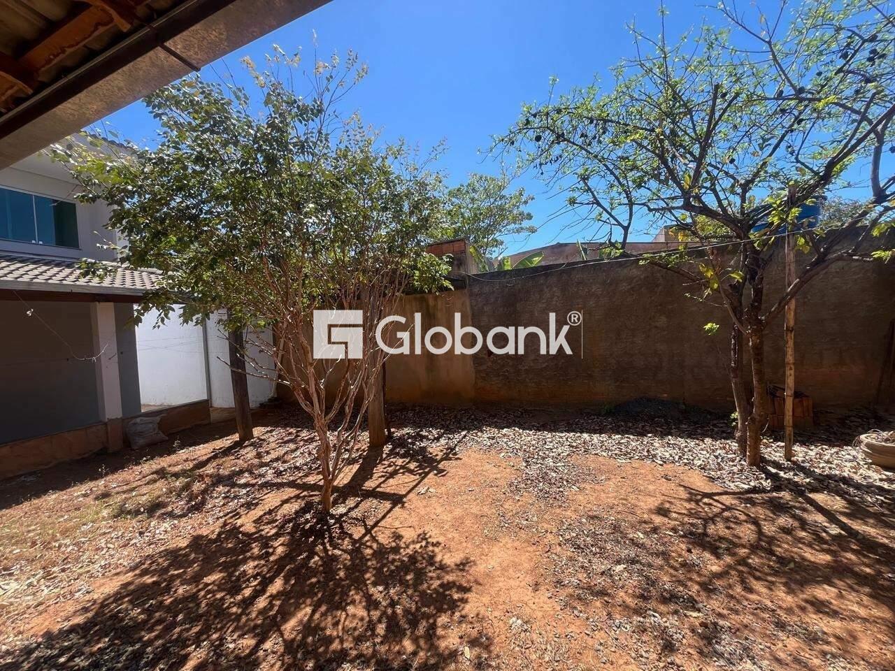 Casa 4 quartos à venda Maracanã 240m² Montes Claros MG: 