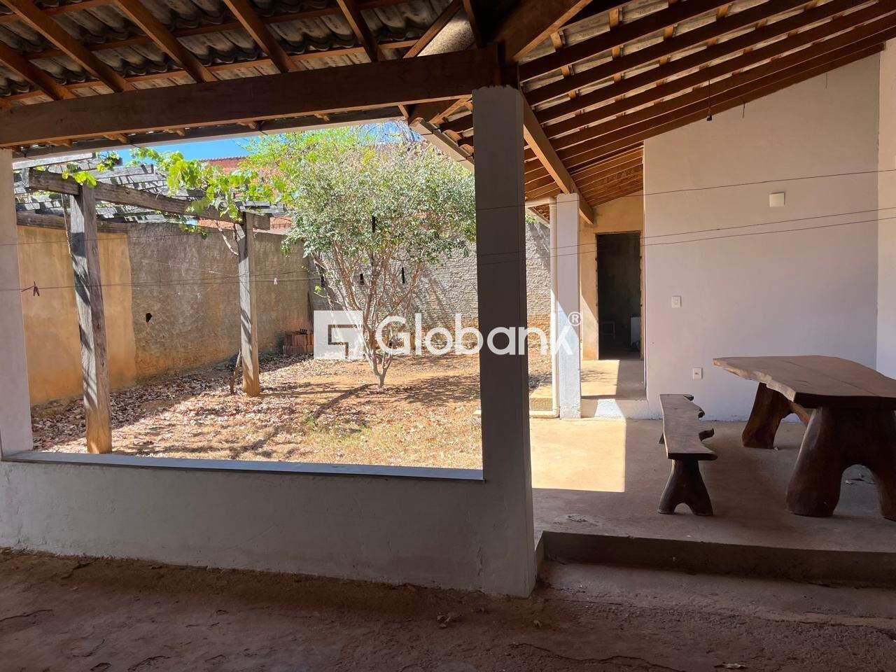 Casa 4 quartos à venda Maracanã 240m² Montes Claros MG: 