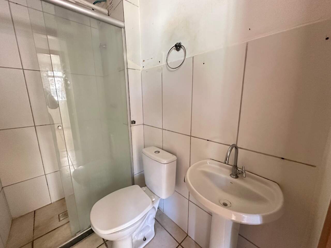 Apartamento 2 quartos para aluguel Vila Atlântida 48m² Montes Claros MG: Banheiro social