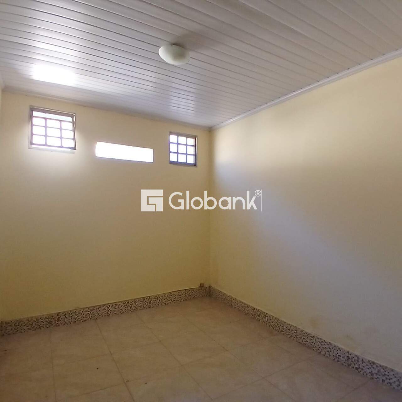 Casa 8 quartos à venda Roxo Verde 280m² Montes Claros MG: