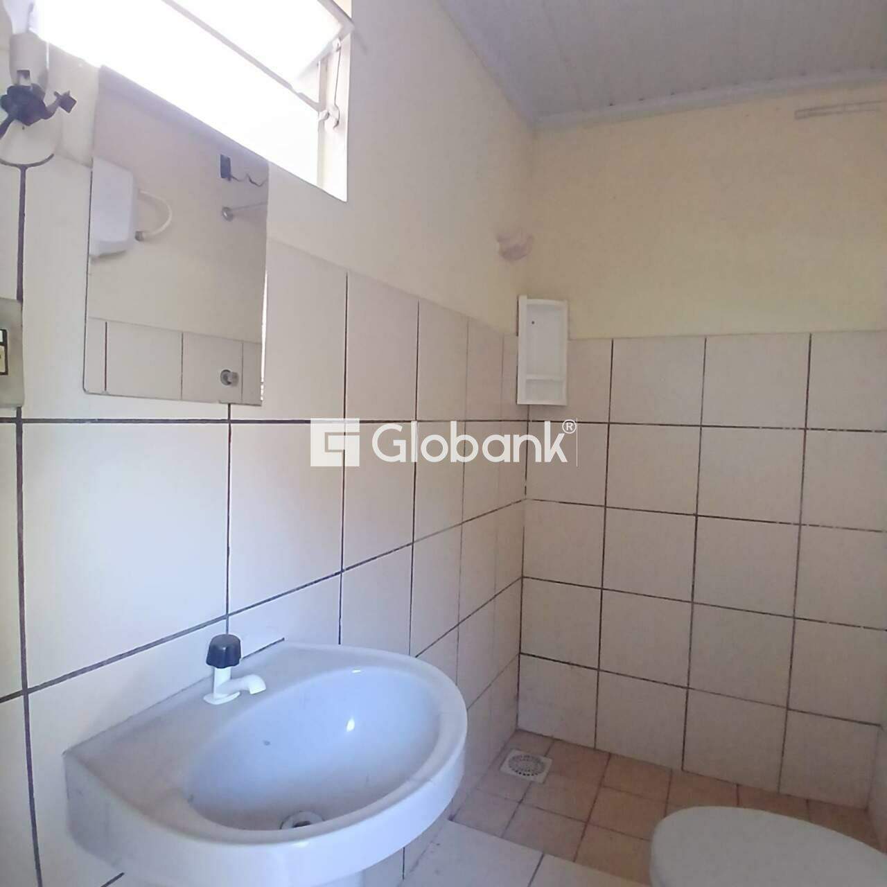 Casa 8 quartos à venda Roxo Verde 280m² Montes Claros MG: