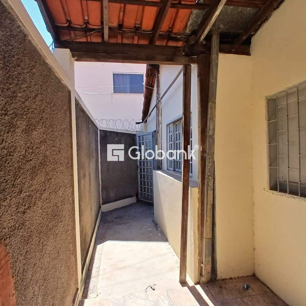 Casa 8 quartos à venda Roxo Verde 280m² Montes Claros MG: