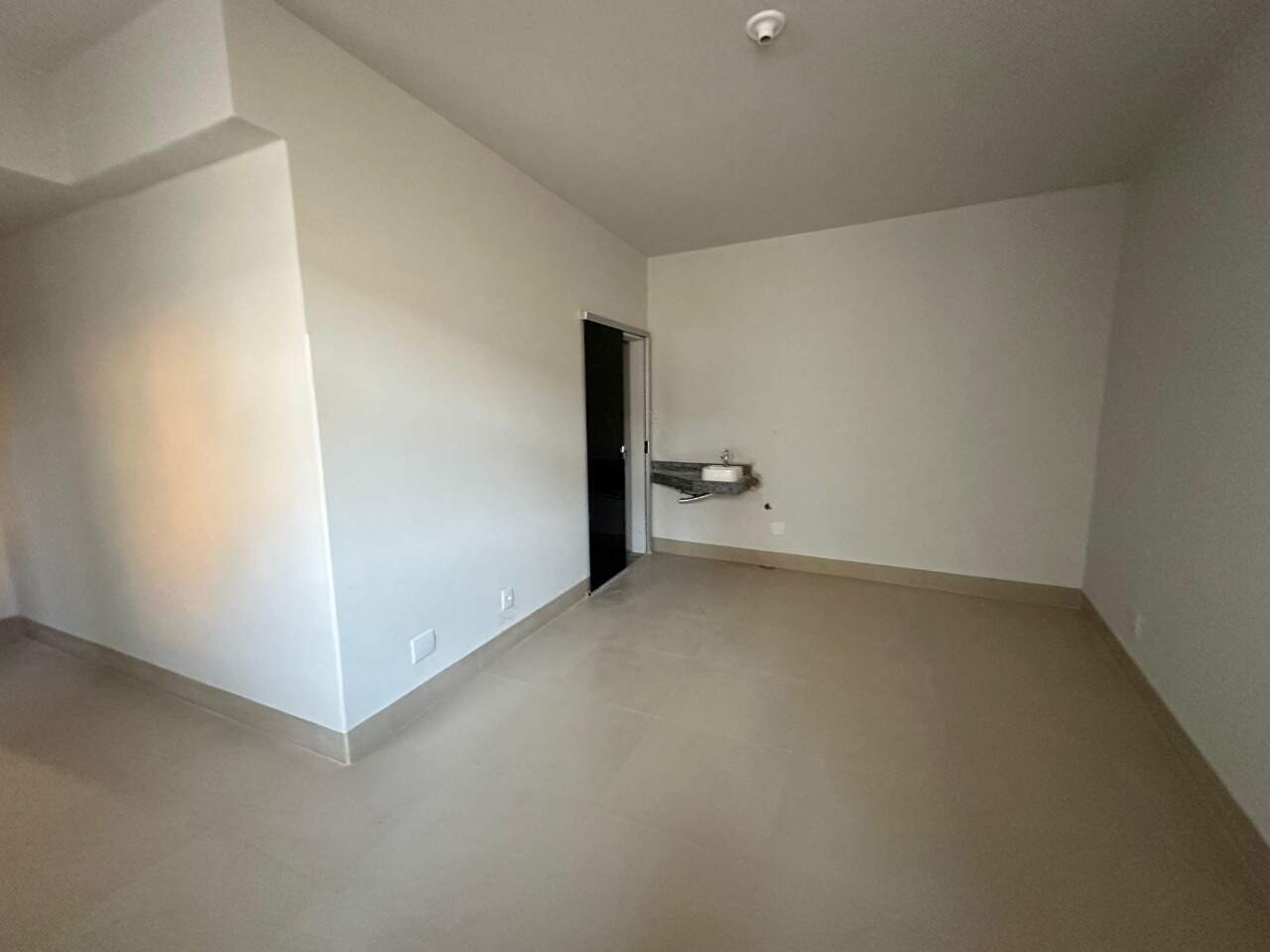 Sala comercial para aluguel Centro 21m² Montes Claros MG: 