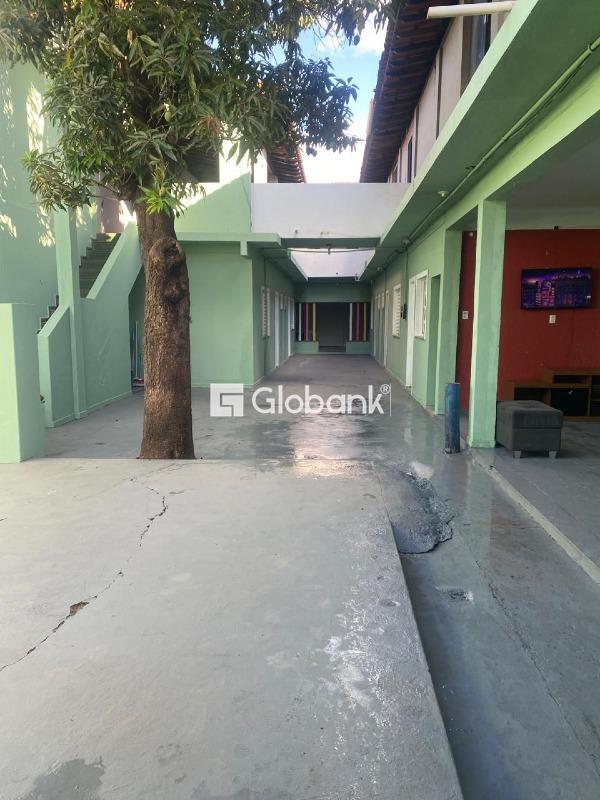 Casa 6 quartos para aluguel Delfino Magalhães 210m² Montes Claros MG: 