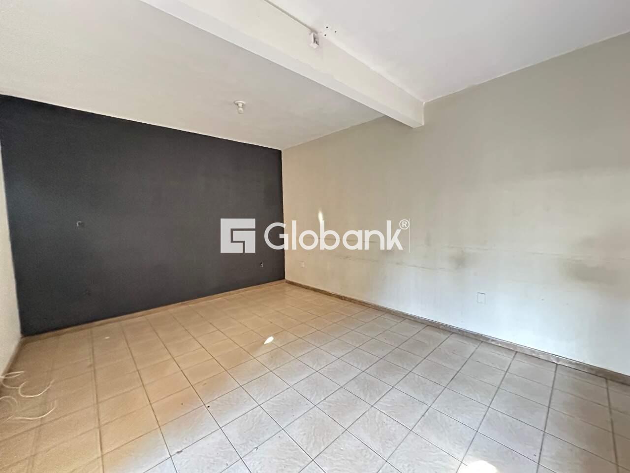 Casa 6 quartos para aluguel Delfino Magalhães 210m² Montes Claros MG: Quarto2