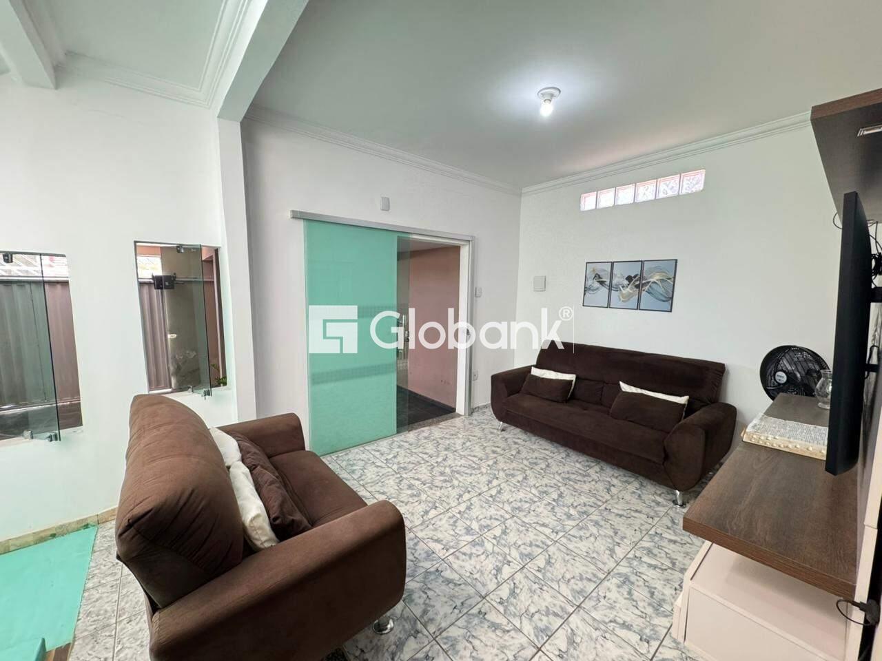 Casa 2 quartos à venda Santa Rita I 120m² Montes Claros MG: 