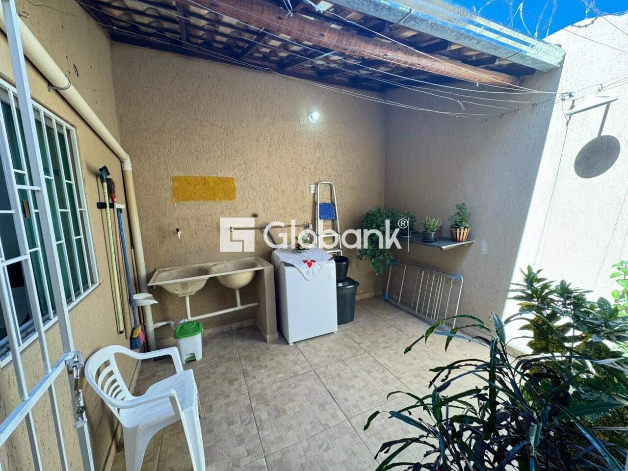 Casa 2 quartos à venda Santa Rita I 120m² Montes Claros MG: 