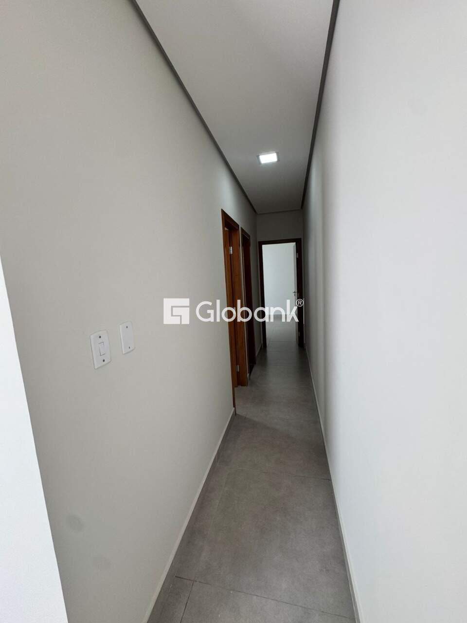Casa 2 quartos à venda Residencial Terra Jardim 50m² Montes Claros MG: