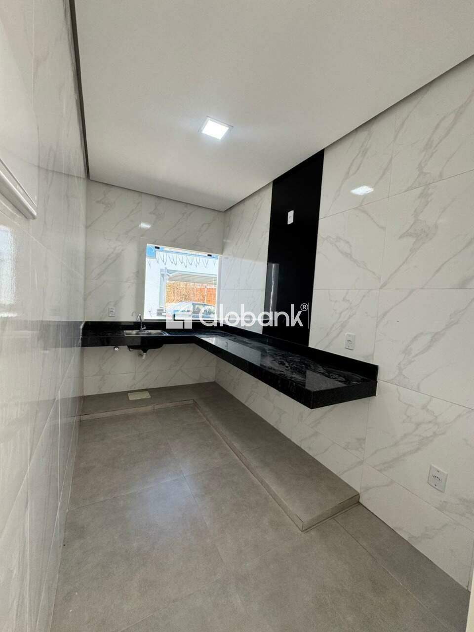 Casa 2 quartos à venda Residencial Terra Jardim 50m² Montes Claros MG:
