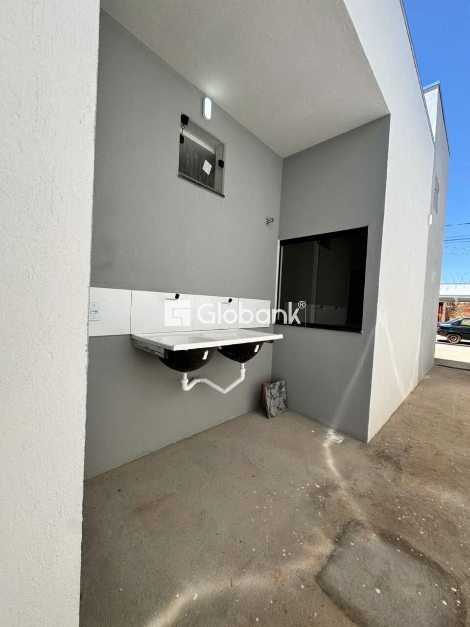 Casa 2 quartos à venda Residencial Terra Jardim 50m² Montes Claros MG: 