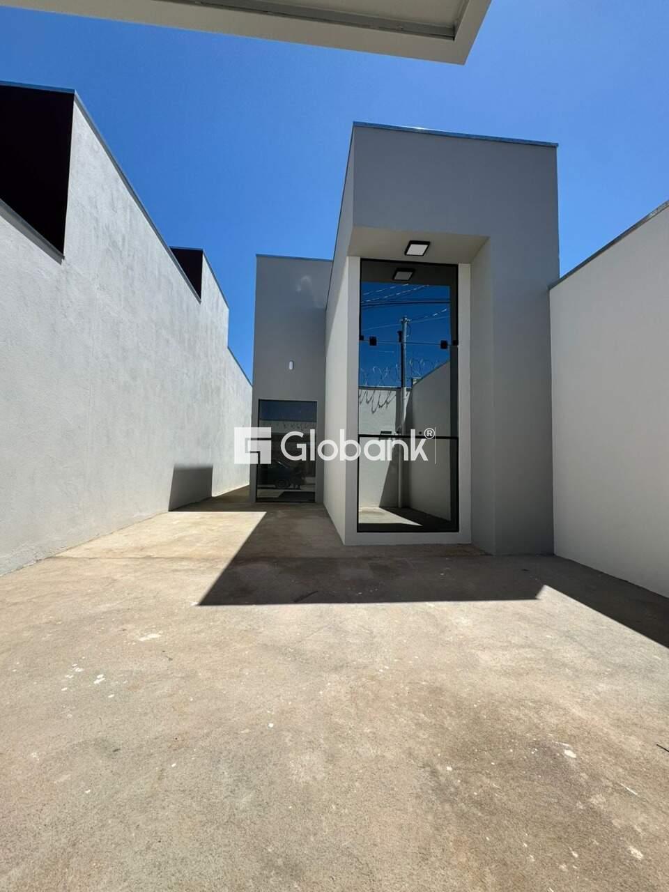 Casa 2 quartos à venda Residencial Terra Jardim 50m² Montes Claros MG: 