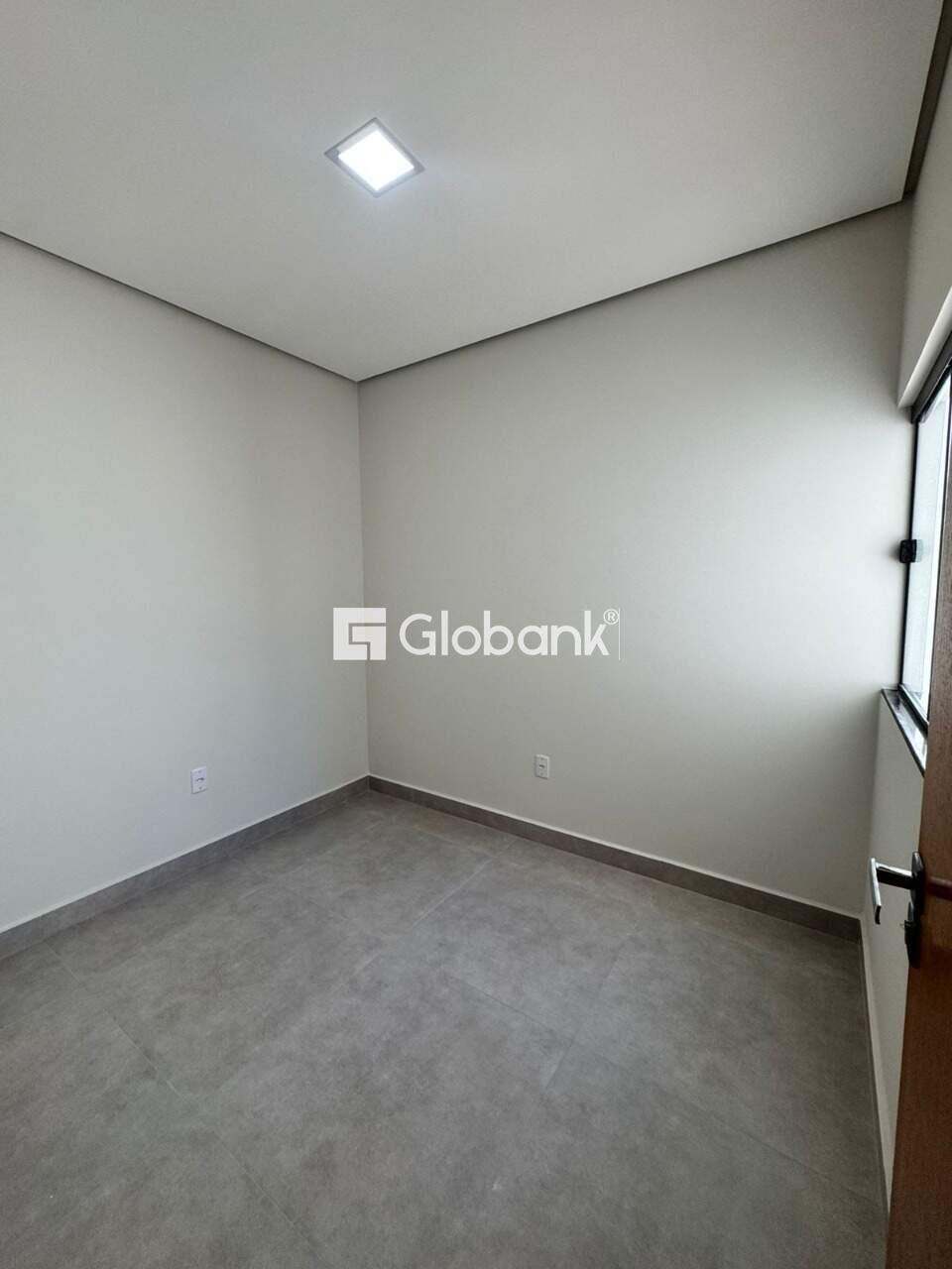 Casa 2 quartos à venda Residencial Terra Jardim 50m² Montes Claros MG: