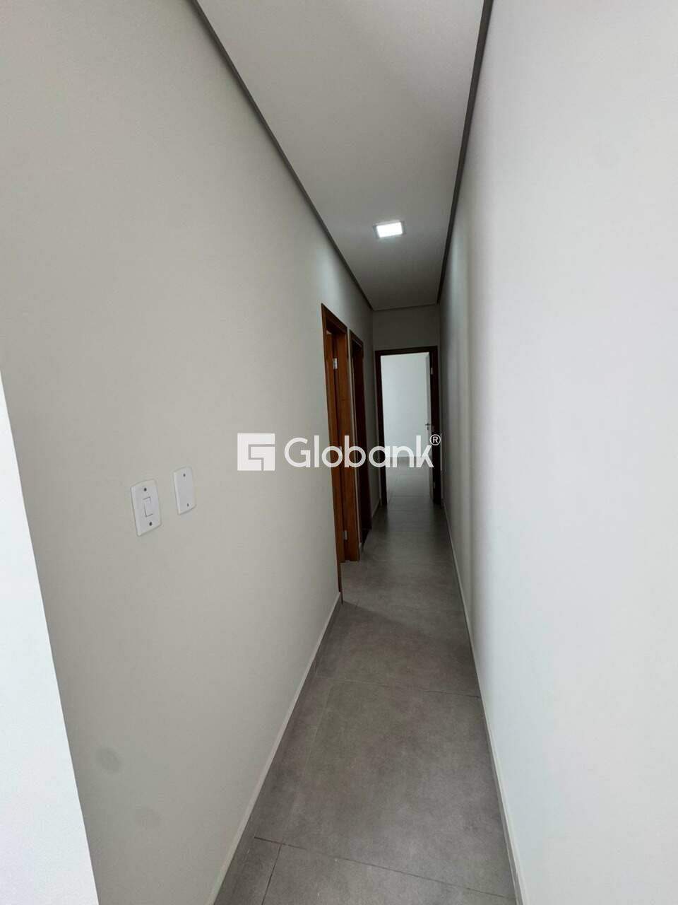 Casa 2 quartos à venda Residencial Terra Jardim 50m² Montes Claros MG: