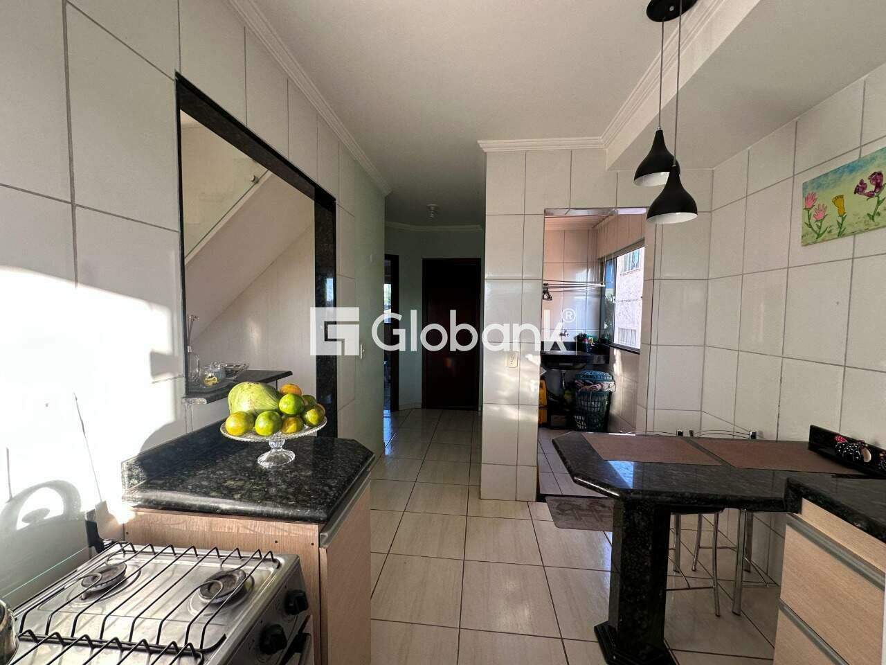 Cobertura 4 quartos à venda Canelas 100m² Montes Claros MG: 