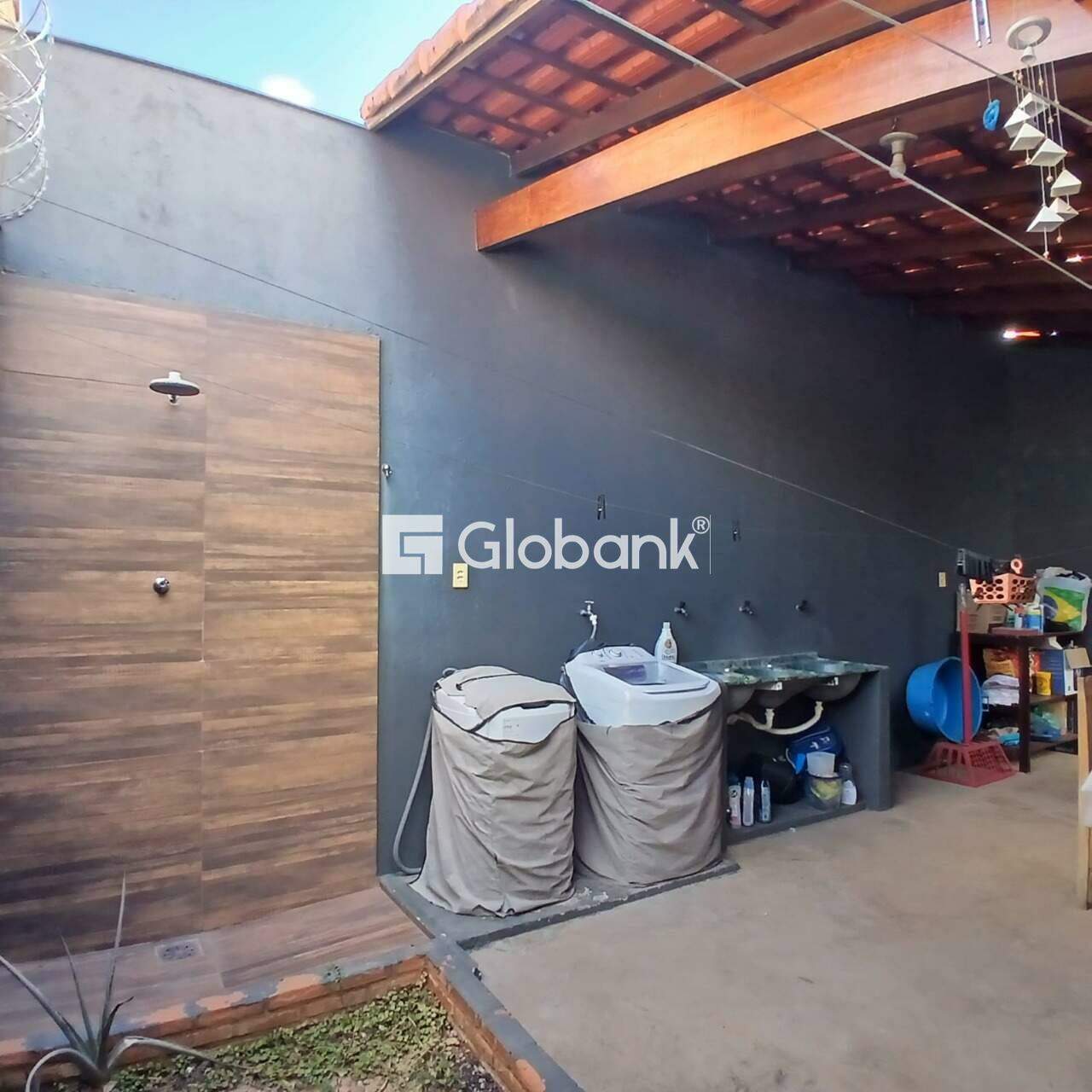 Casa 3 quartos à venda Loteamento Novo Jaraguá 64m² Montes Claros MG: 