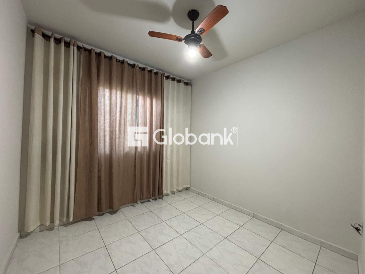 Casa 6 quartos à venda Vila Exposição 0m² Montes Claros MG: 