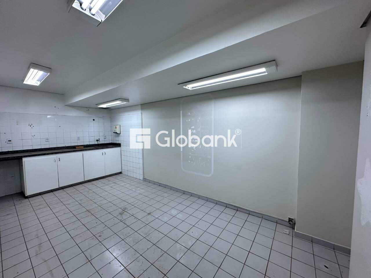 Ponto comercial para aluguel Monte Alegre 360m² Montes Claros MG: Copa