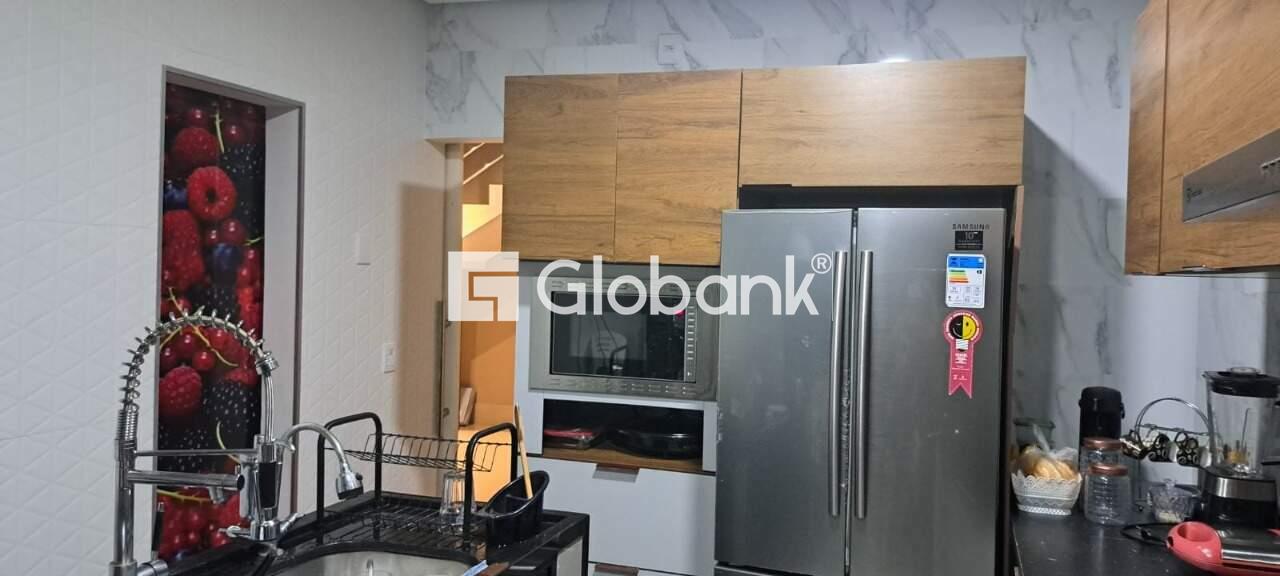 Casa 3 quartos à venda Alterosas 0m² Montes Claros MG: 