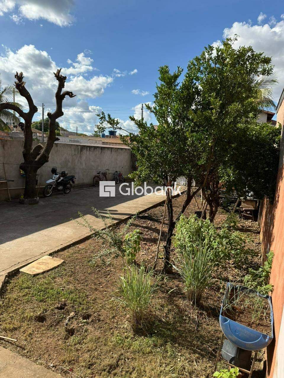 Casa 5 quartos à venda Amazonas 150m² Montes Claros MG: 