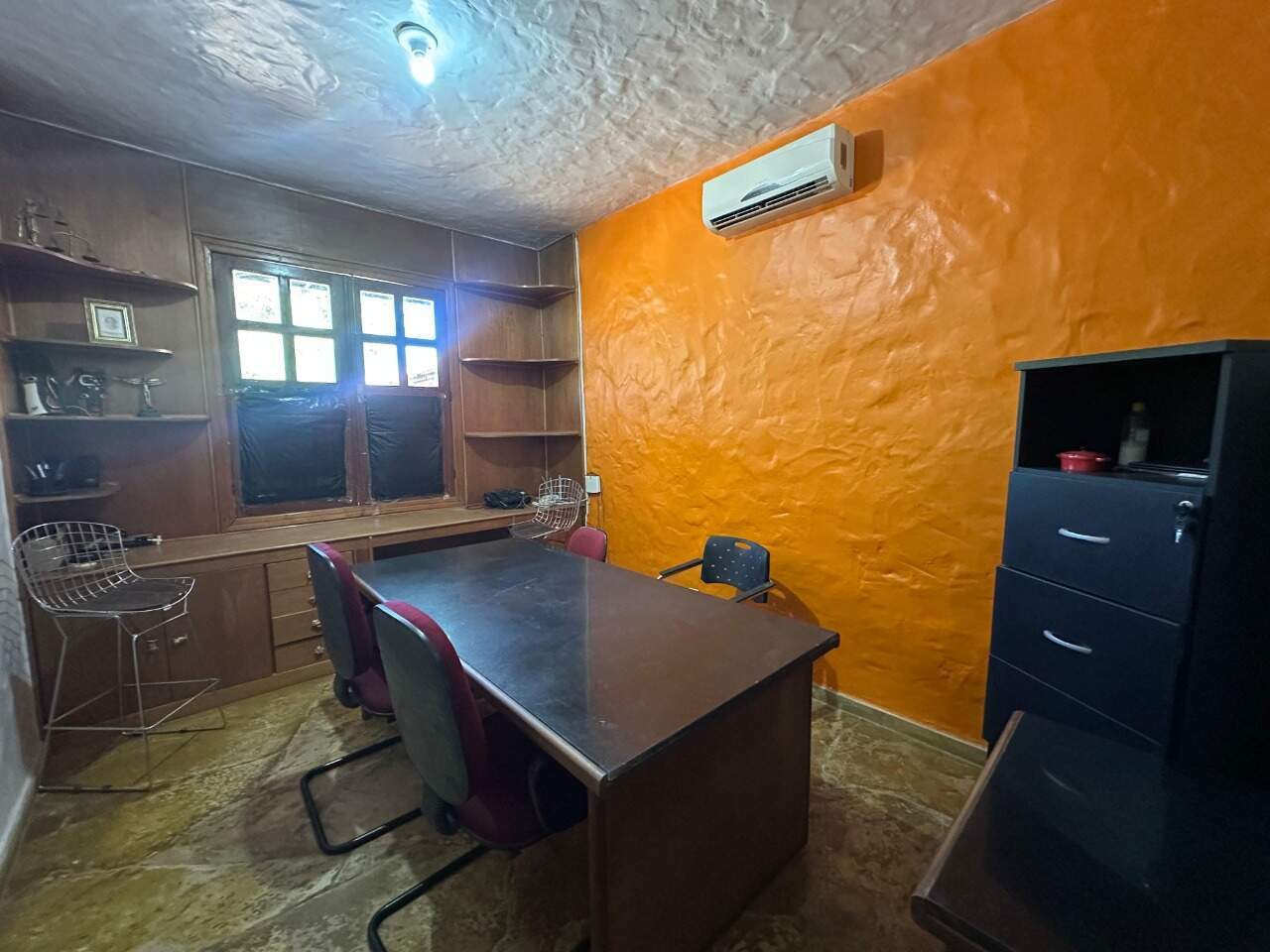 Casa 4 quartos para aluguel Ibituruna 400m² Montes Claros MG: Escritorio ou Quarto