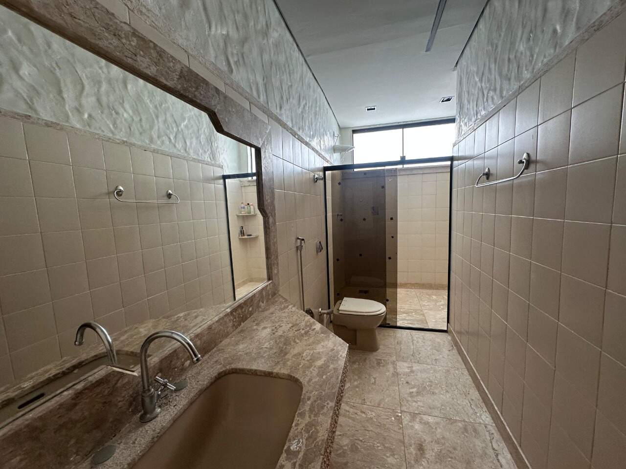 Casa 4 quartos para aluguel Ibituruna 400m² Montes Claros MG: Suite2