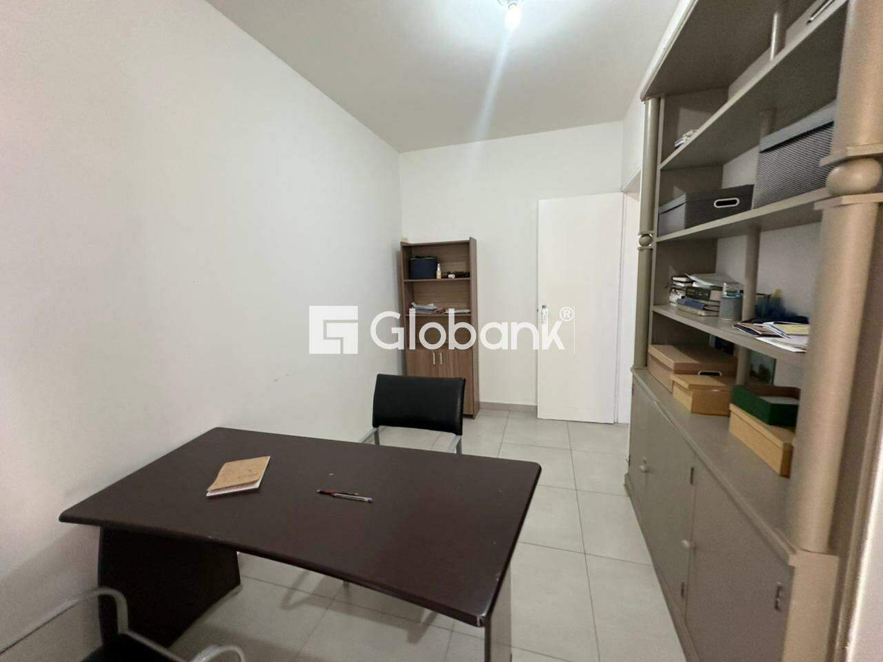 Sala comercial para aluguel Centro 20m² Montes Claros MG: Sala