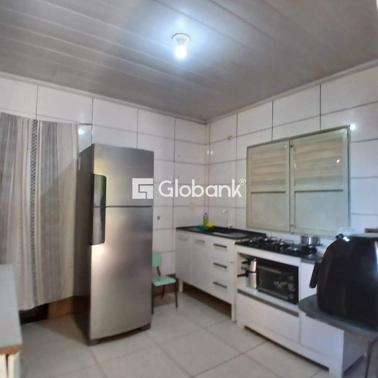 Casa 4 quartos à venda Santo Amaro 100m² Montes Claros MG: 