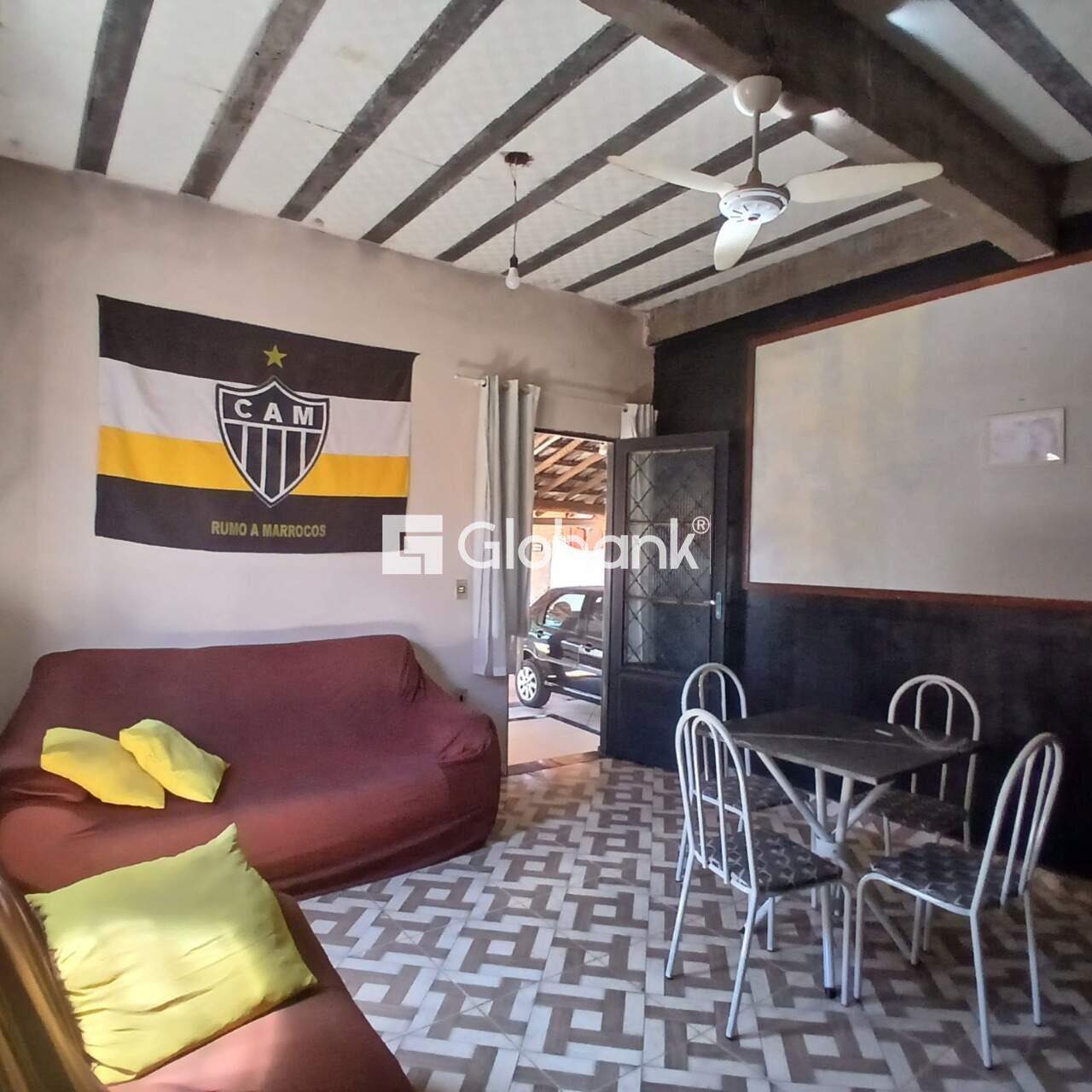 Casa 4 quartos à venda Santo Amaro 100m² Montes Claros MG: 