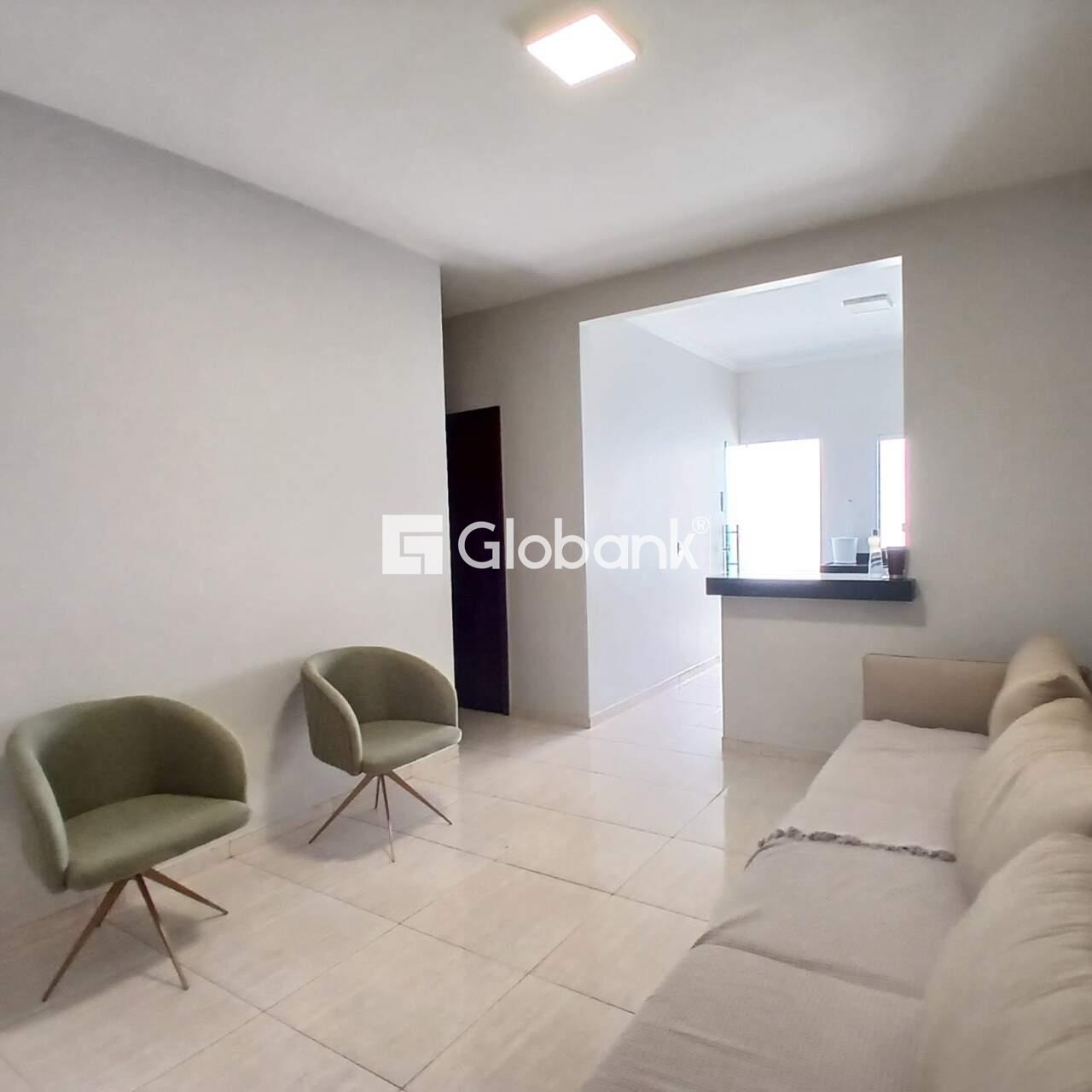 Casa 2 quartos à venda Santo Amaro 54m² Montes Claros MG: 