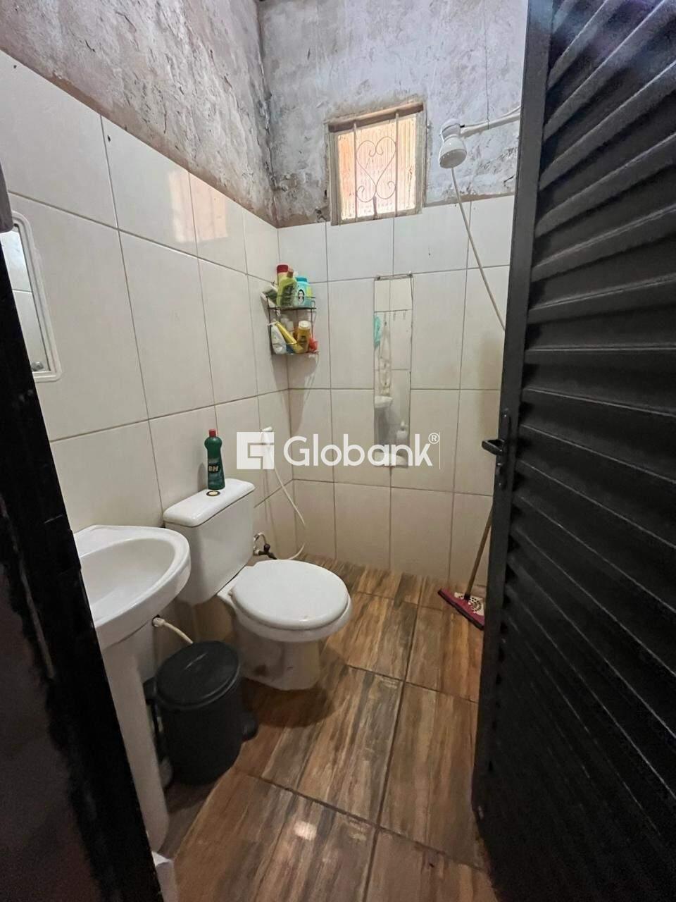 Sítio 3 quartos à venda SANTA ROSA DE LIMA 0m² Montes Claros MG: BANHEIRO SOCIAL