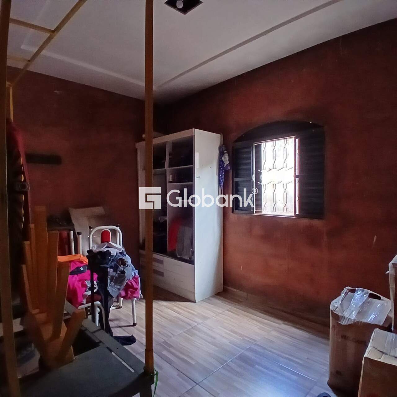 Casa 2 quartos à venda Santo Amaro 115m² Montes Claros MG: 