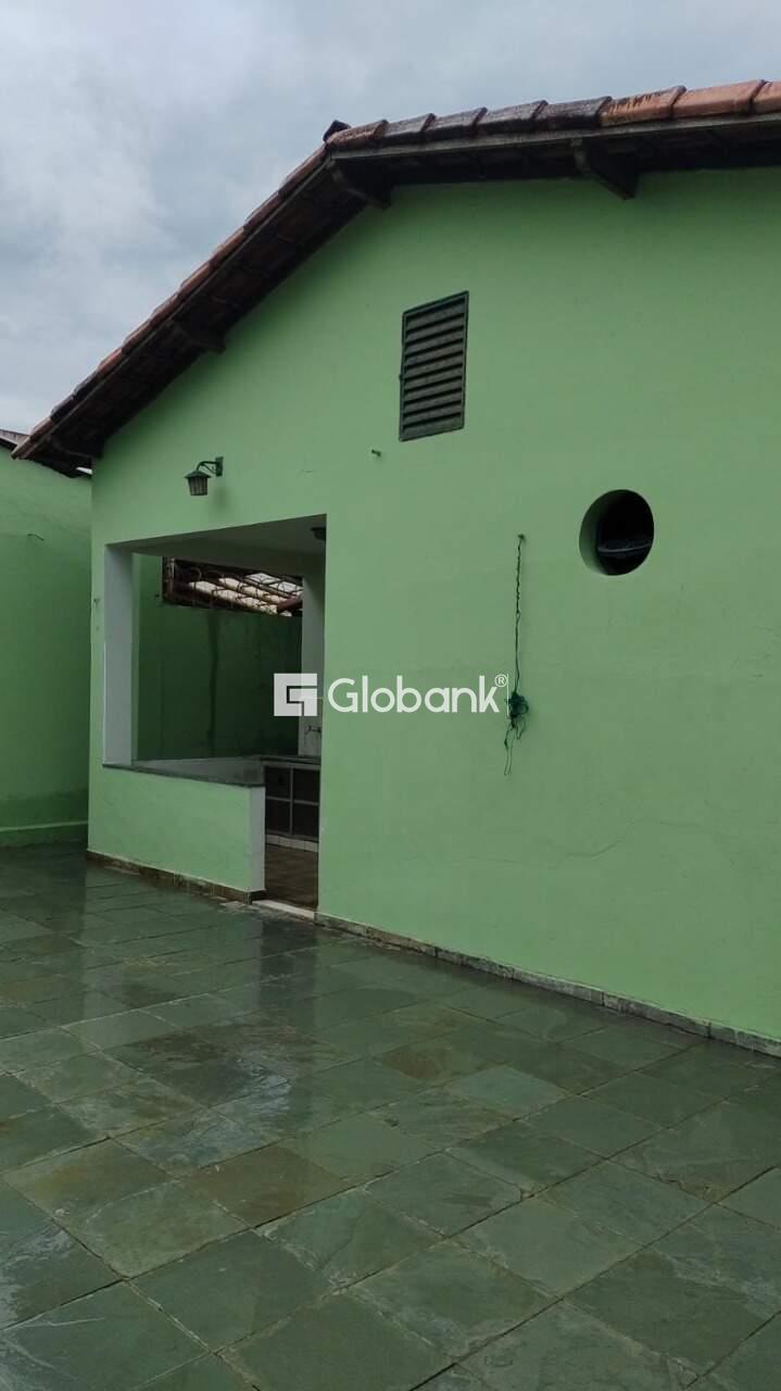 Casa 3 quartos à venda Alto São João 100m² Montes Claros MG: 