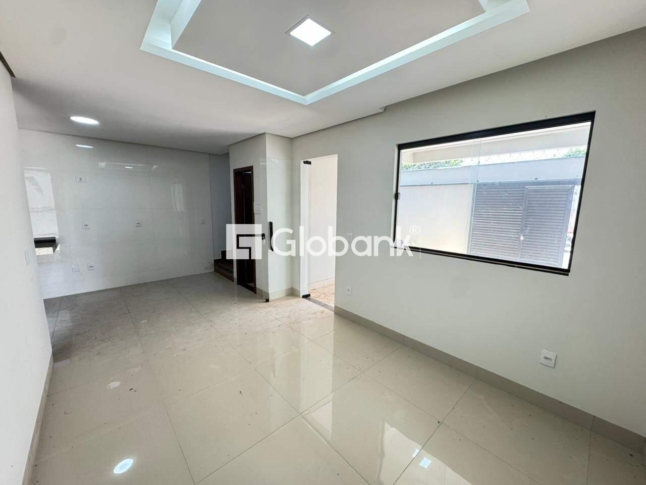 Casa 3 quartos à venda Planalto 75m² Montes Claros MG: 