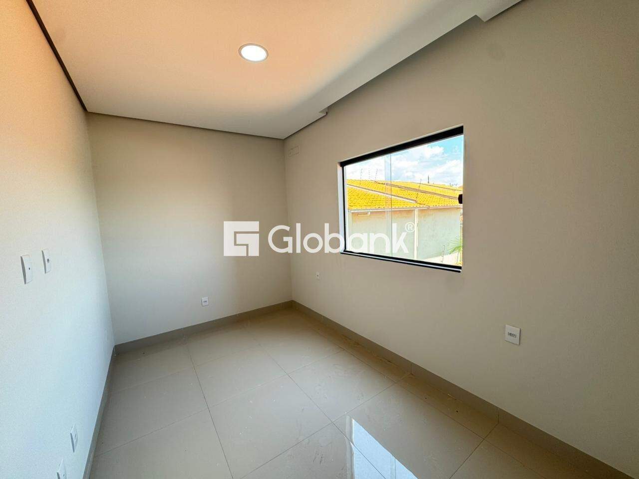 Casa 3 quartos à venda Planalto 75m² Montes Claros MG: 