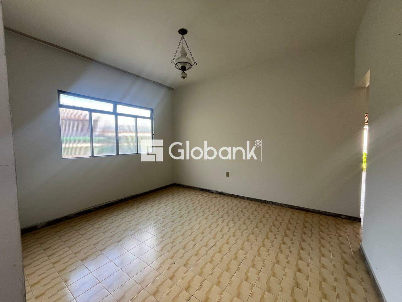 Casa 6 quartos à venda Vila Regina 125m² Montes Claros MG: