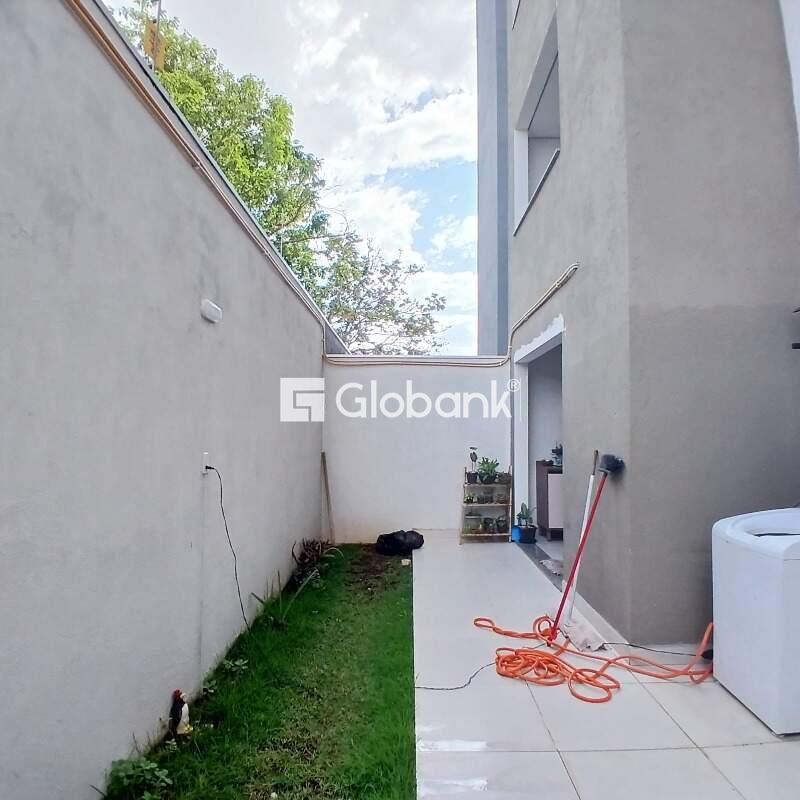 Apartamento 2 quartos à venda Conjunto Residencial JK 80m² Montes Claros MG: 