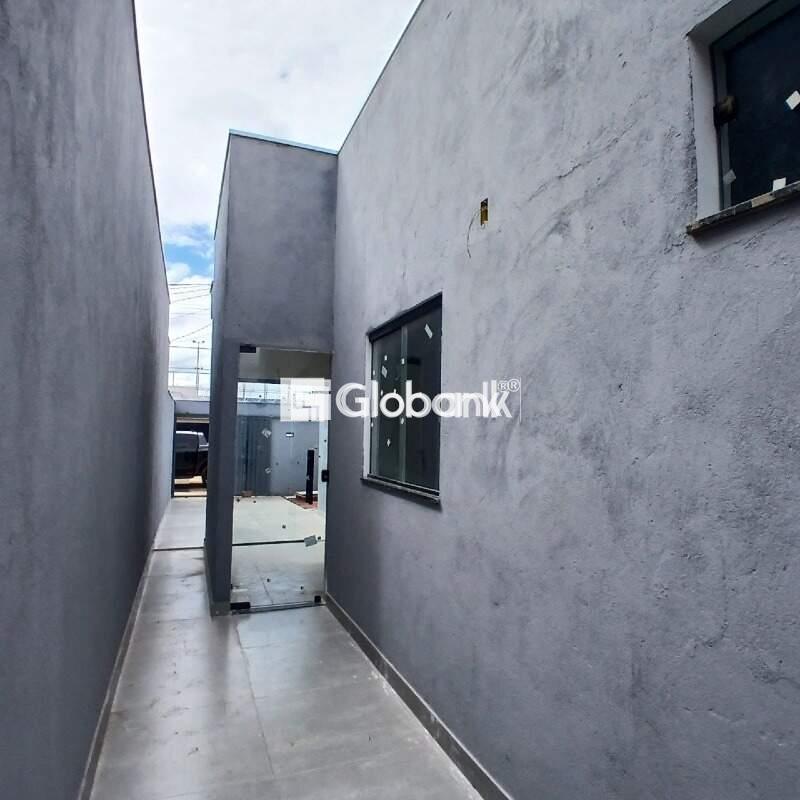 Casa 2 quartos à venda Jardim Olímpico 46m² Montes Claros MG: 