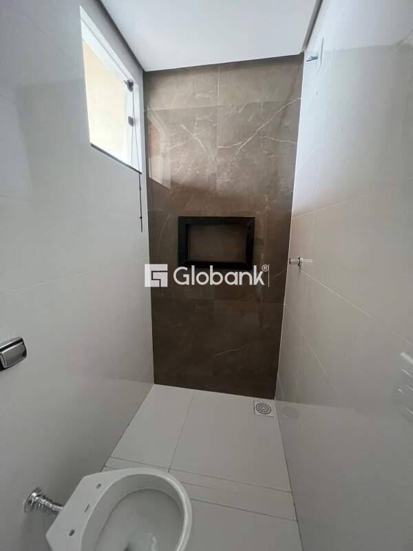 Casa 2 quartos à venda Santos Dumont 46m² Montes Claros MG: 